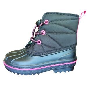 Place Black and Pink Girl's Winter Lace Up Snow Boots Children's Size 9.